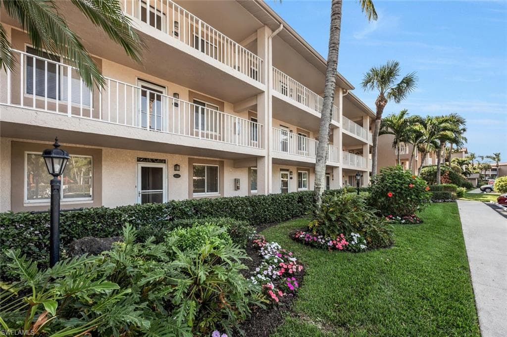 7340 Glenmoor Ln 3108, Naples, FL 34104-2