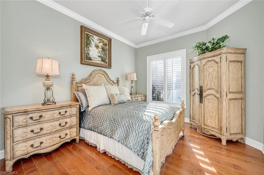 4211 Crayton Rd, Naples, FL 34103-13