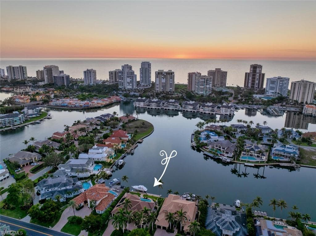 4211 Crayton Rd, Naples, FL 34103-34