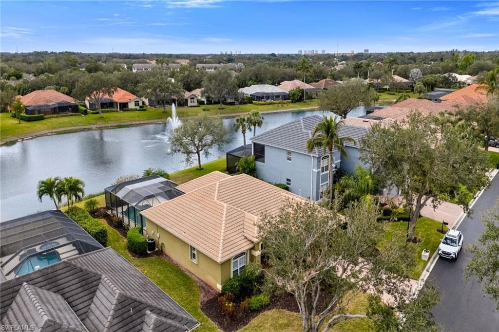 9921 Rookery Cir, Estero, FL 33928-8