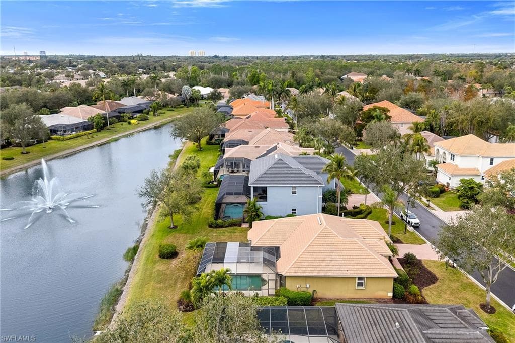 9921 Rookery Cir, Estero, FL 33928-10