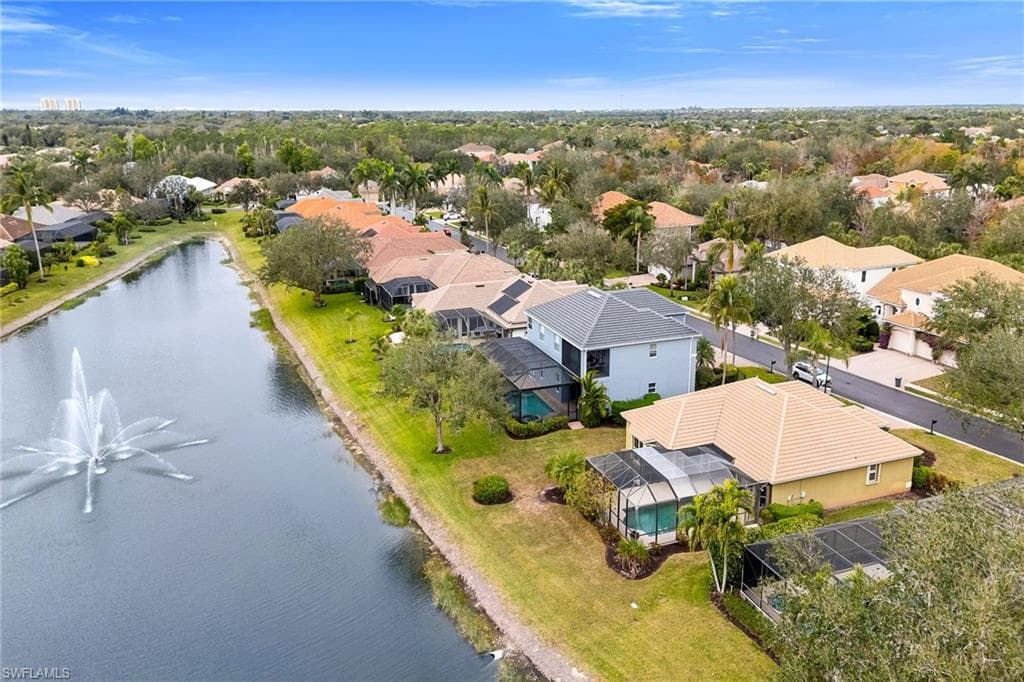 9921 Rookery Cir, Estero, FL 33928-11