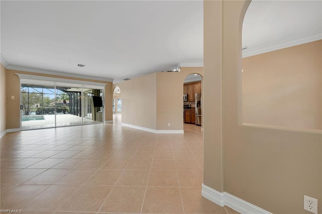 9921 Rookery Cir, Estero, FL 33928-17