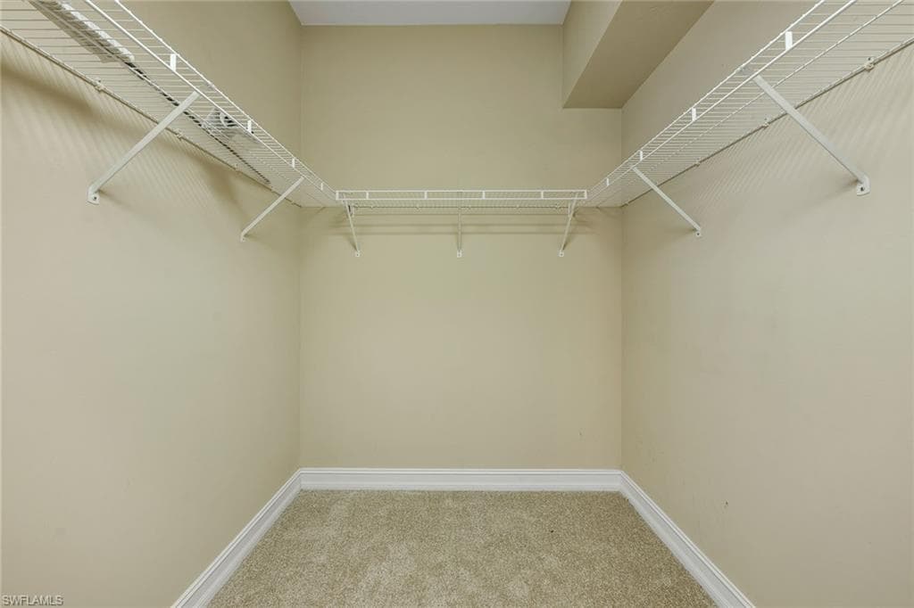 9921 Rookery Cir, Estero, FL 33928-35