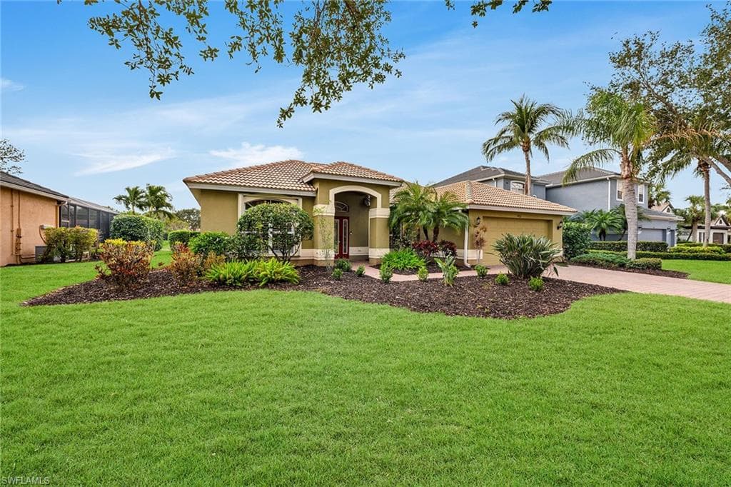 9921 Rookery Cir, Estero, FL 33928-3