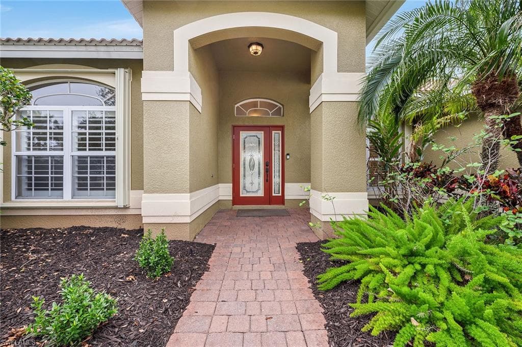 9921 Rookery Cir, Estero, FL 33928-6
