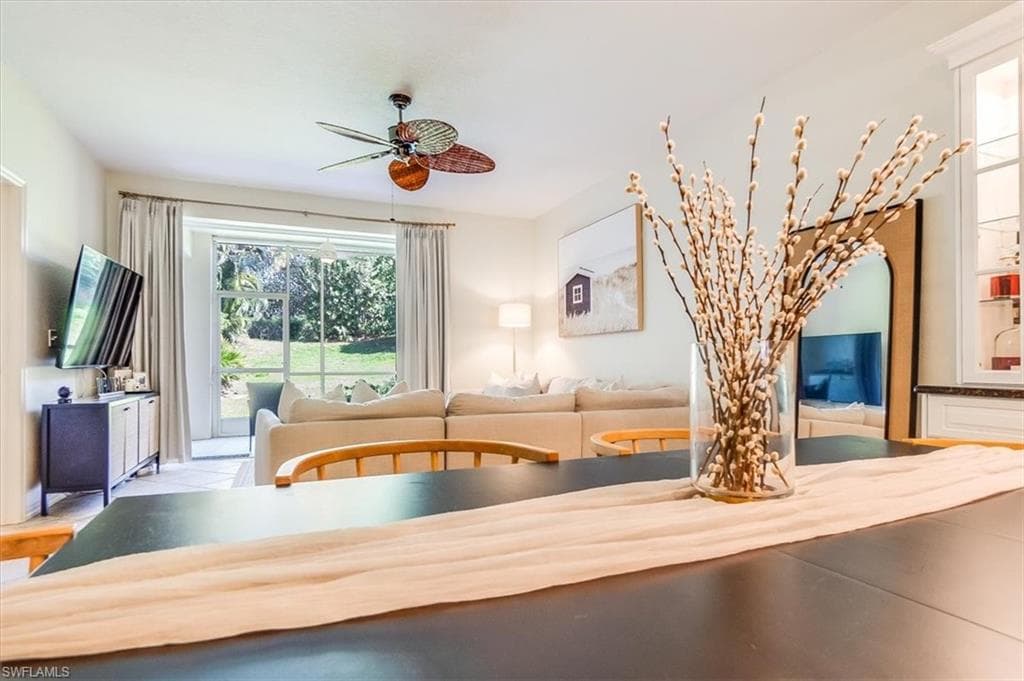 871 Tanbark Dr 102, Naples, FL 34108-13