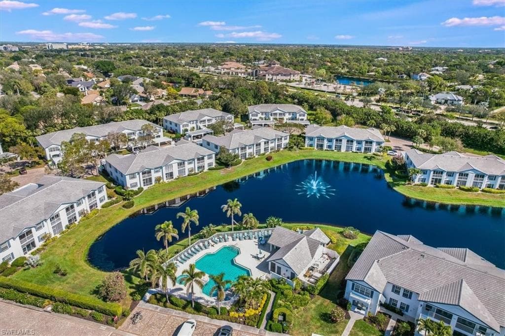 871 Tanbark Dr 102, Naples, FL 34108-33