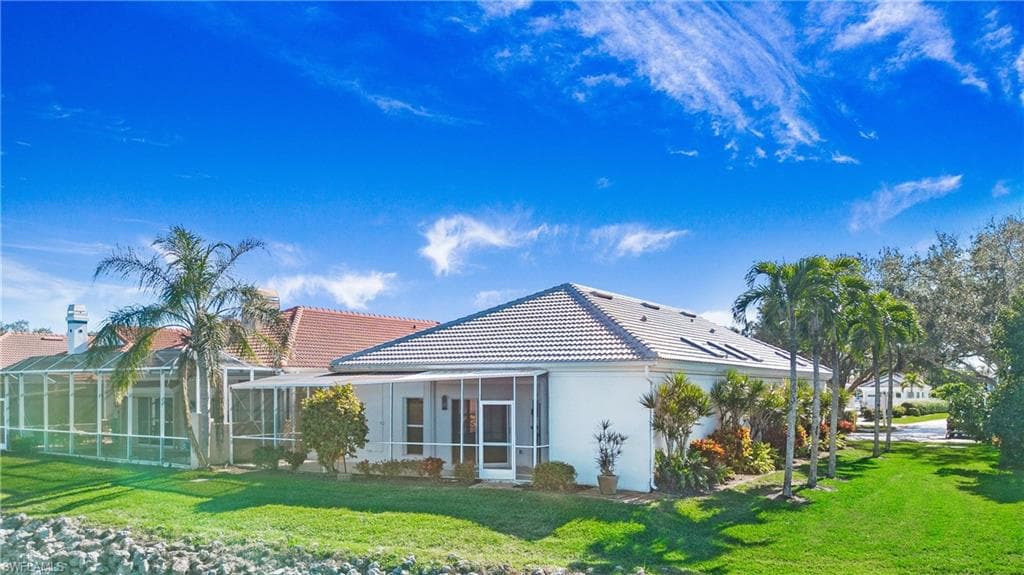 5957 Almaden Dr, Naples, FL 34119-5