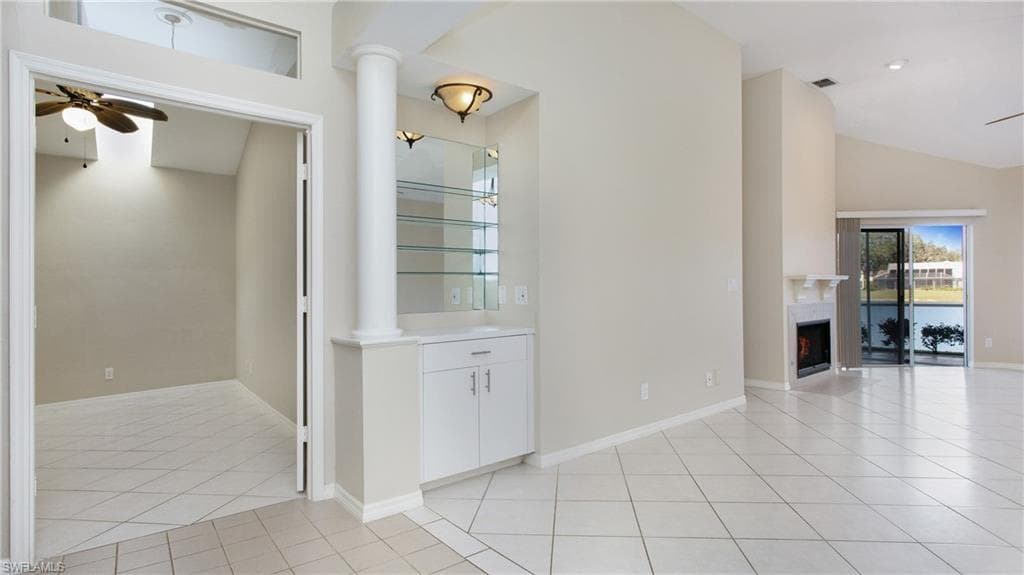 5957 Almaden Dr, Naples, FL 34119-8