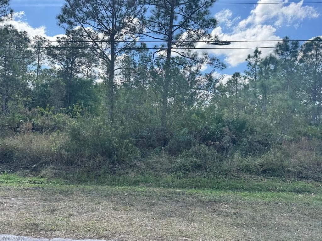 4370 64th Ave NE, Naples, FL 34120-3
