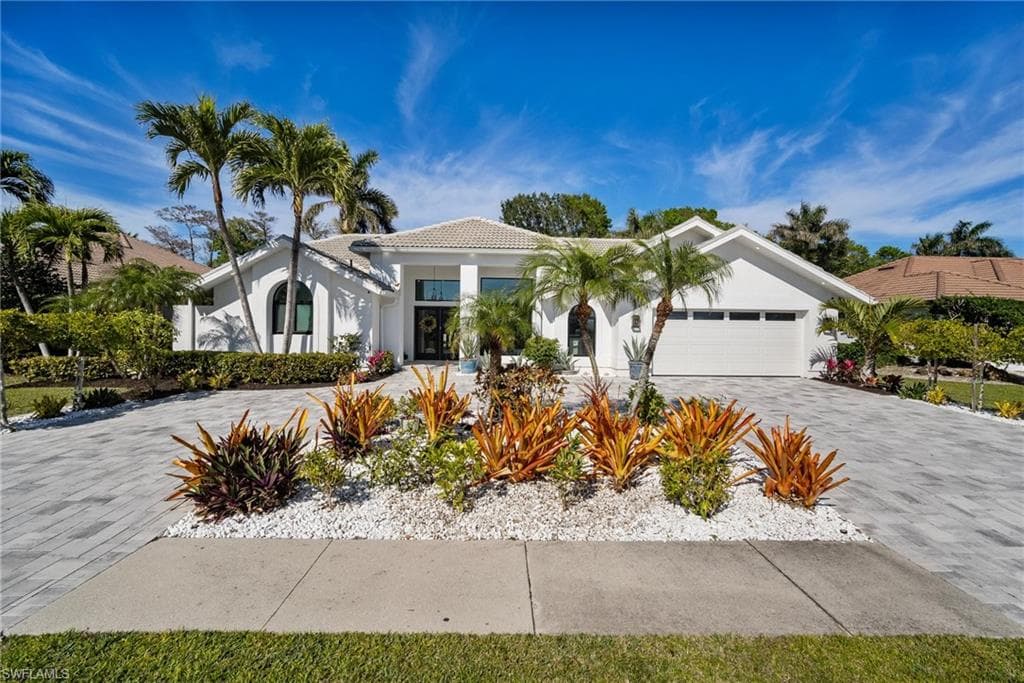1641 Northgate Dr, Naples, FL 34105-1