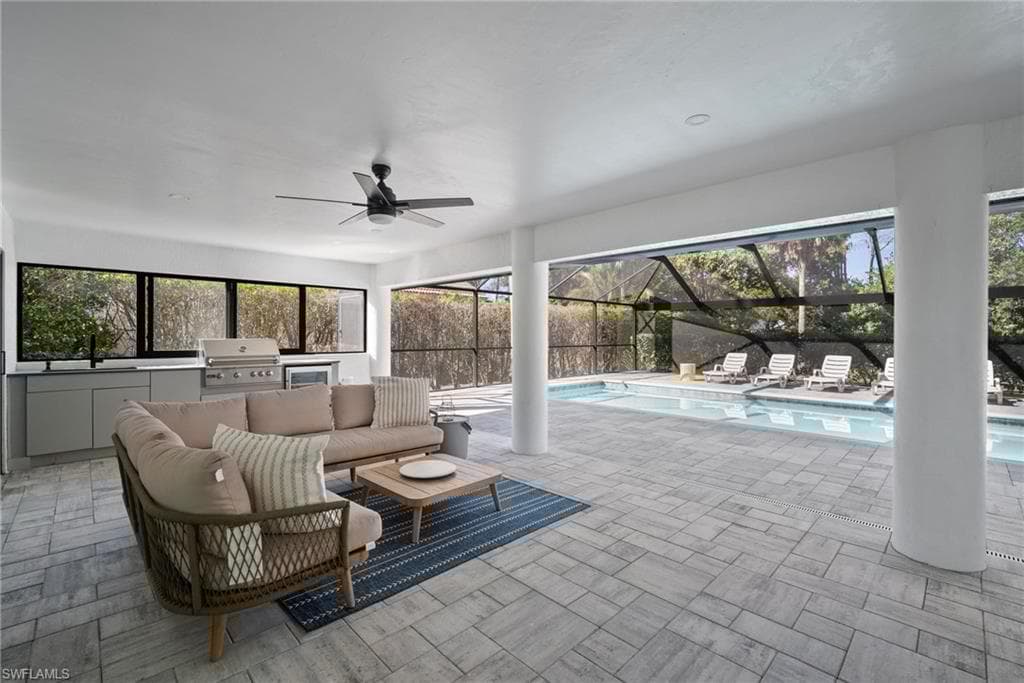 1641 Northgate Dr, Naples, FL 34105-23