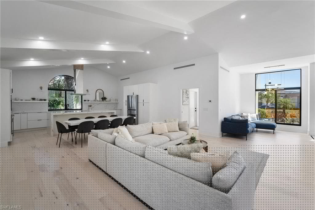1641 Northgate Dr, Naples, FL 34105-5