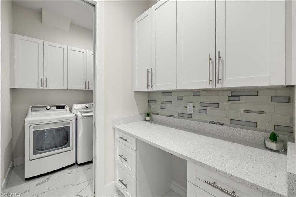 922 14th Ave NE, Naples, FL 34120-27