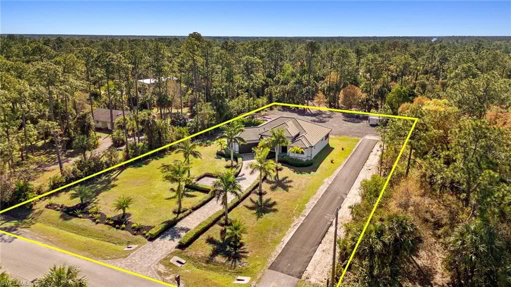 922 14th Ave NE, Naples, FL 34120-38