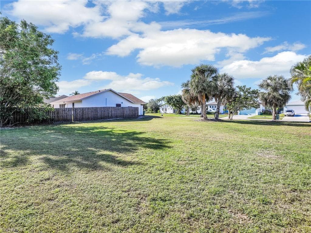 119 Bermuda Rd, Marco Island, FL 34145-6