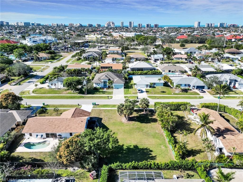 119 Bermuda Rd, Marco Island, FL 34145-7