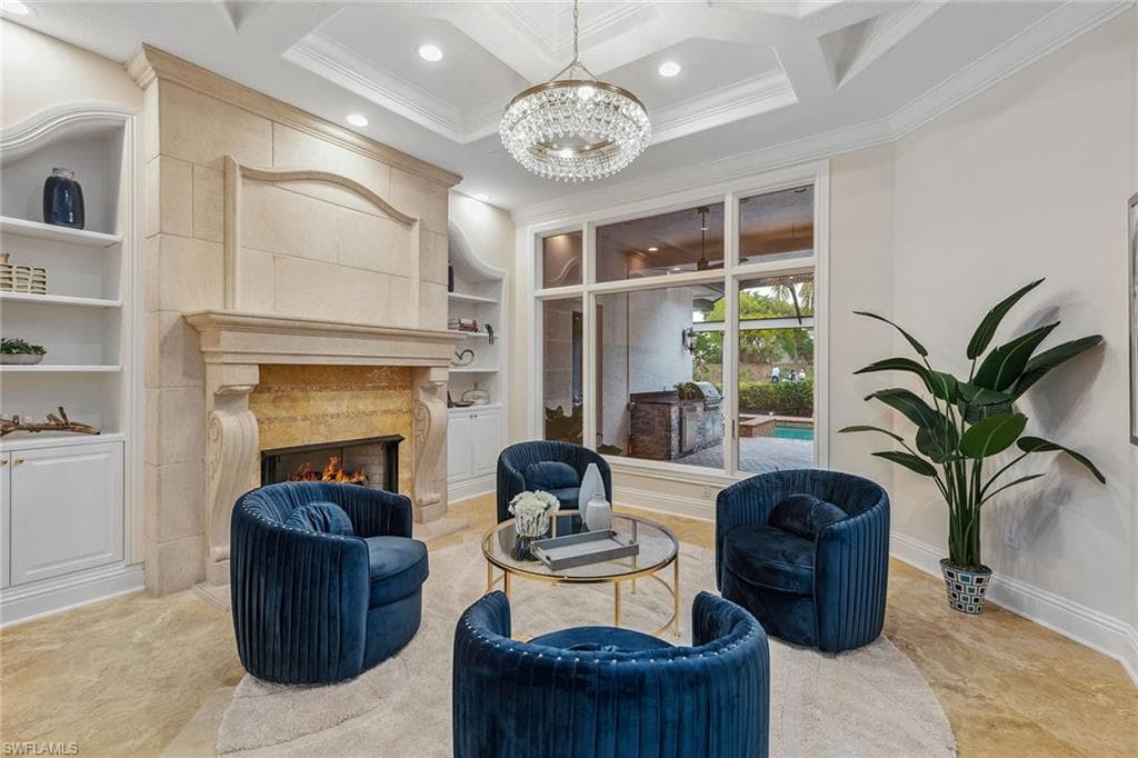 8604 Majorca Ln, Naples, FL 34114-8
