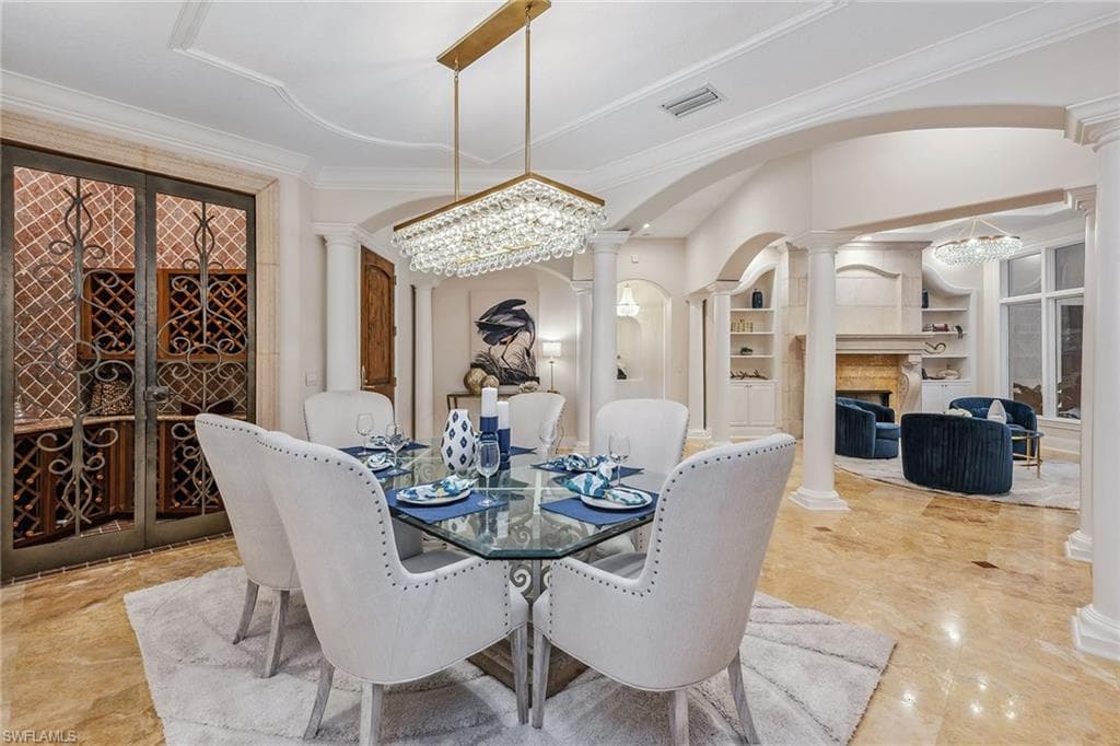 8604 Majorca Ln, Naples, FL 34114-18