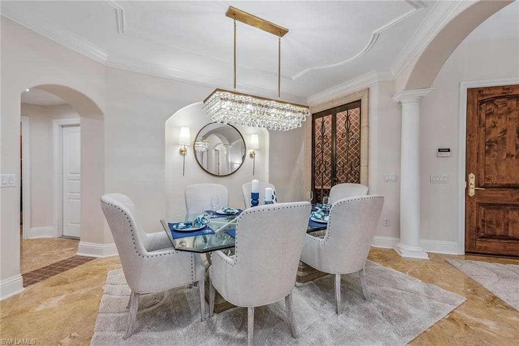 8604 Majorca Ln, Naples, FL 34114-19