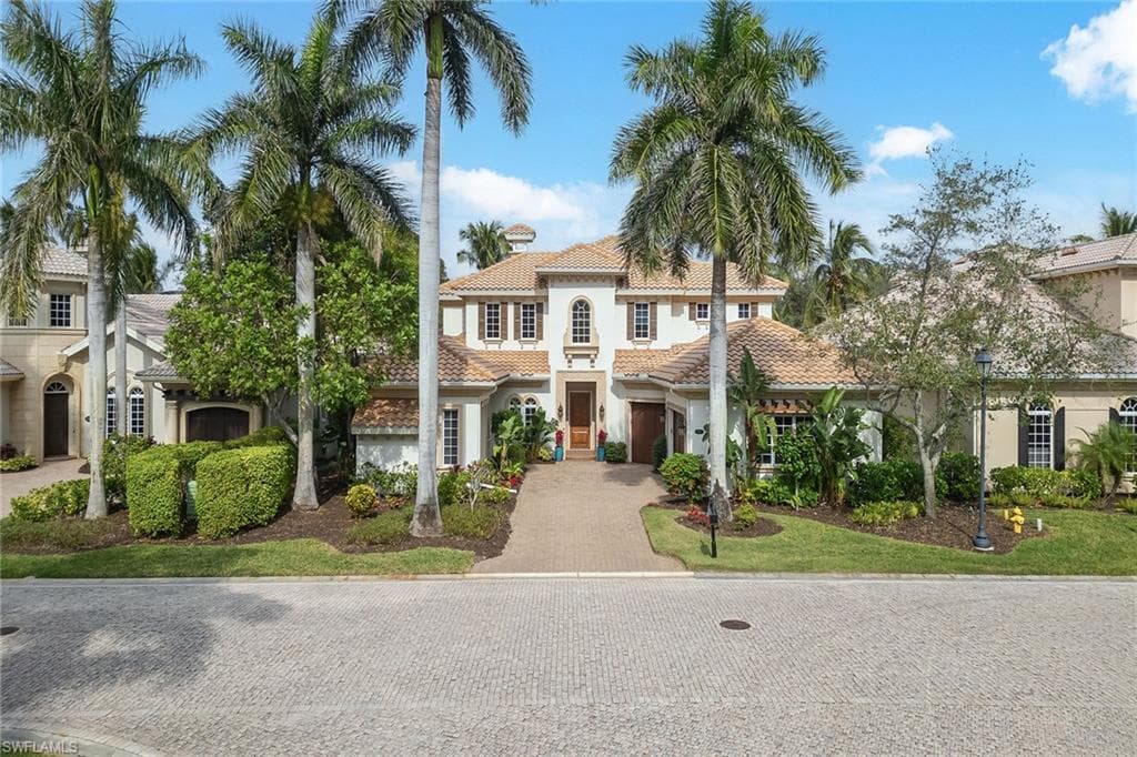 8604 Majorca Ln, Naples, FL 34114-2