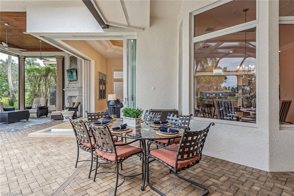 8604 Majorca Ln, Naples, FL 34114-43