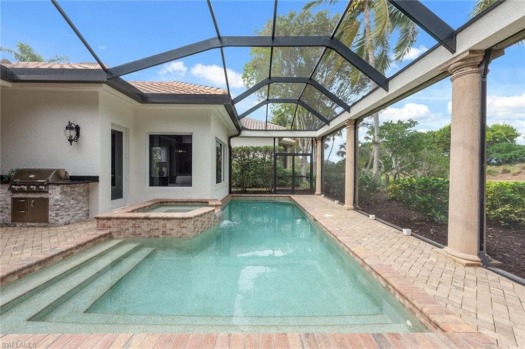 8604 Majorca Ln, Naples, FL 34114-48