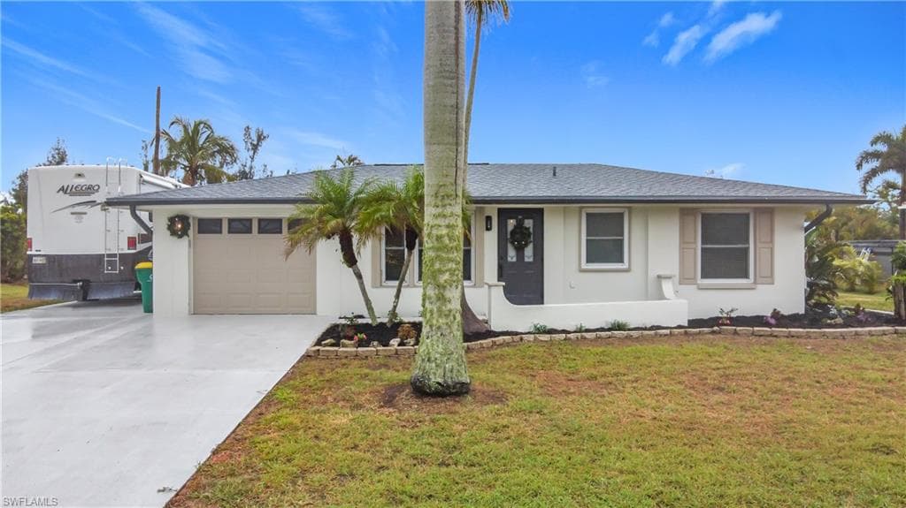 141 Singapore Rd, Punta Gorda, FL 33950-5