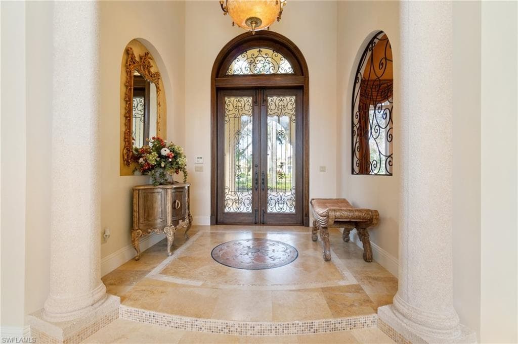 5900 Burnham Rd, Naples, FL 34119-9