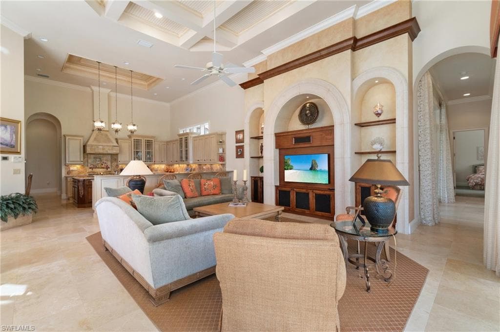 5900 Burnham Rd, Naples, FL 34119-21