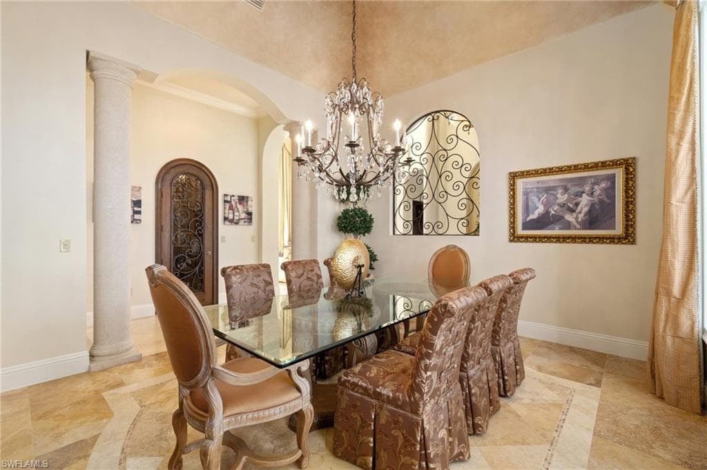 5900 Burnham Rd, Naples, FL 34119-22