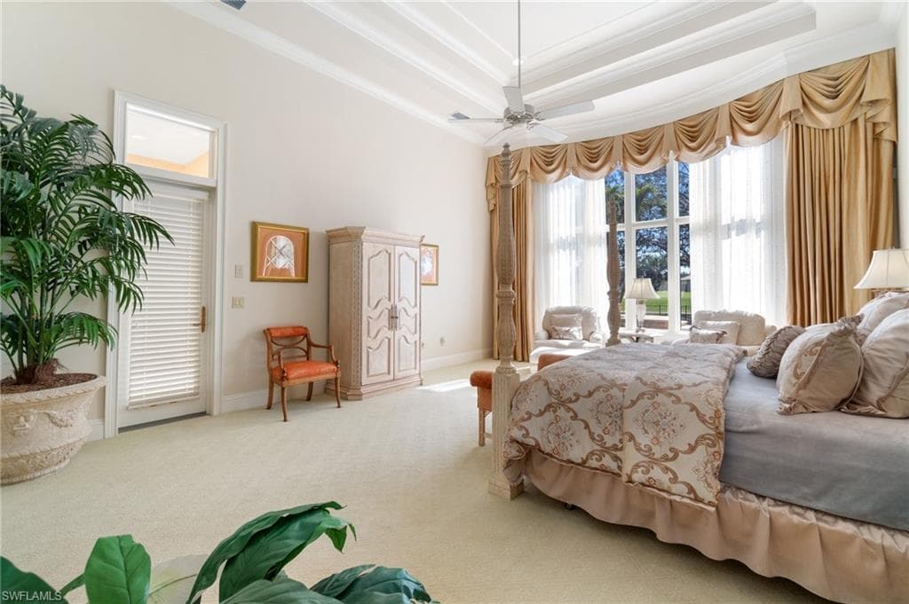 5900 Burnham Rd, Naples, FL 34119-26