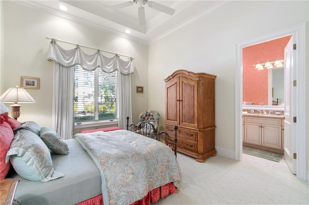 5900 Burnham Rd, Naples, FL 34119-30