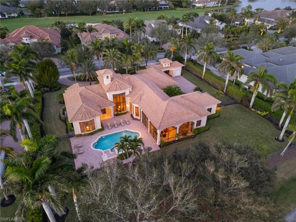 5900 Burnham Rd, Naples, FL 34119-47