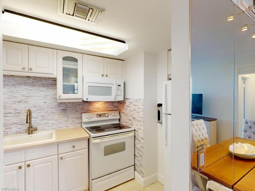 58 Collier Blvd 410, Marco Island, FL 34145-8