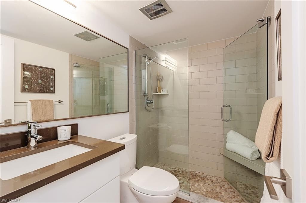 545 Broad Ave S 545, Naples, FL 34102-9