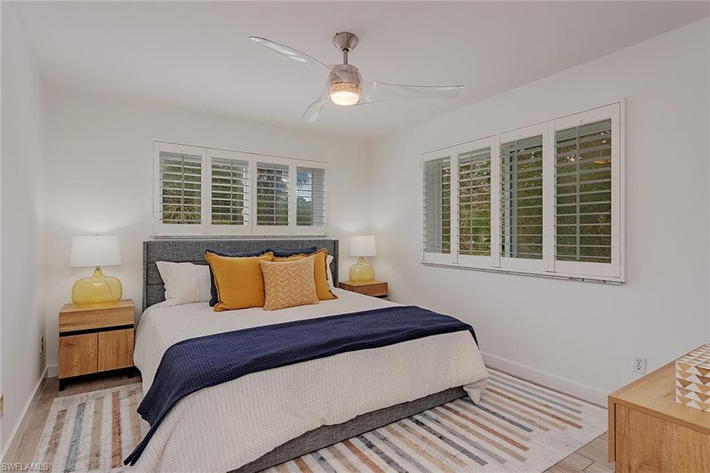545 Broad Ave S 545, Naples, FL 34102-6