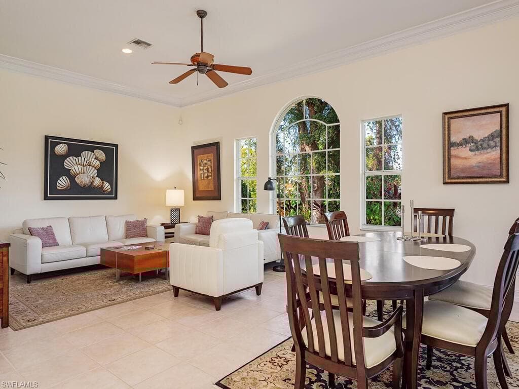 657 Soliel Dr, Naples, Fl 34110-5