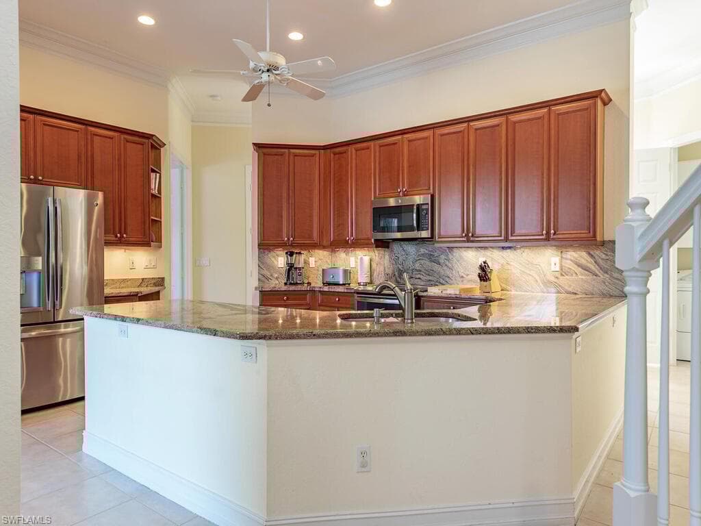 657 Soliel Dr, Naples, Fl 34110-6