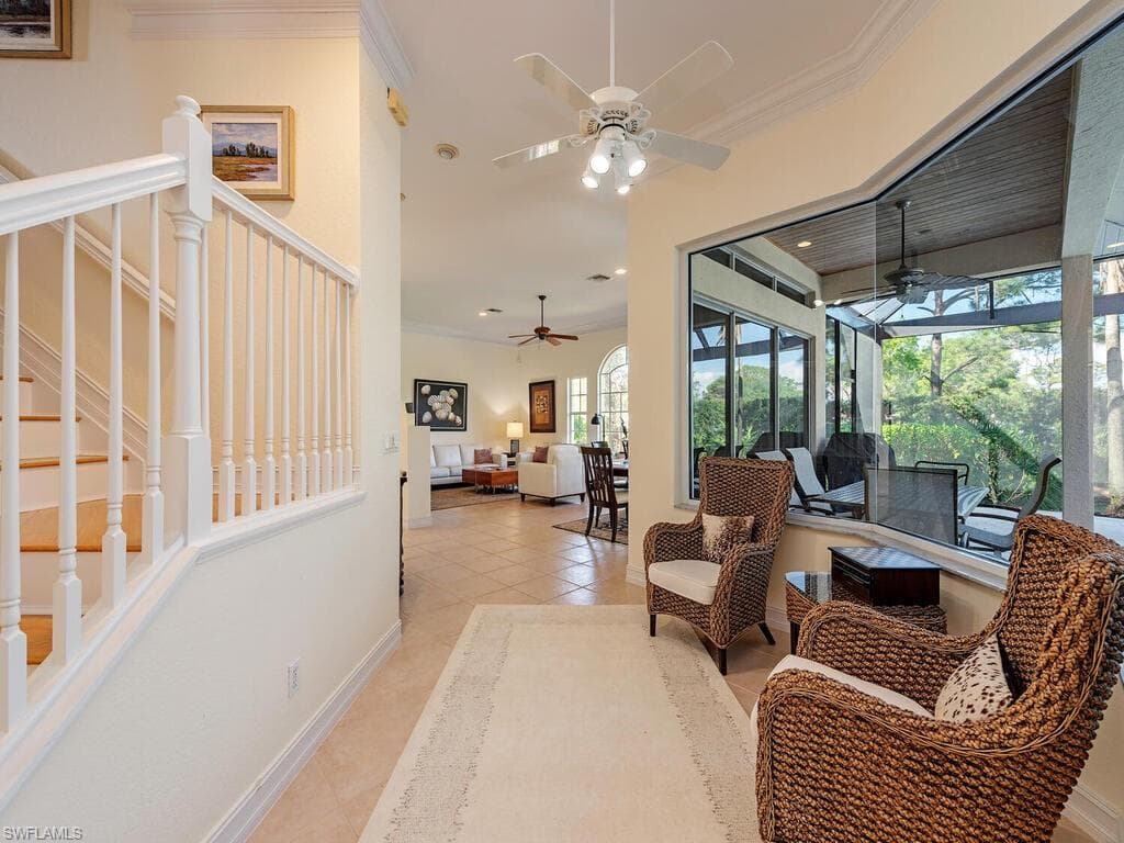 657 Soliel Dr, Naples, Fl 34110-8