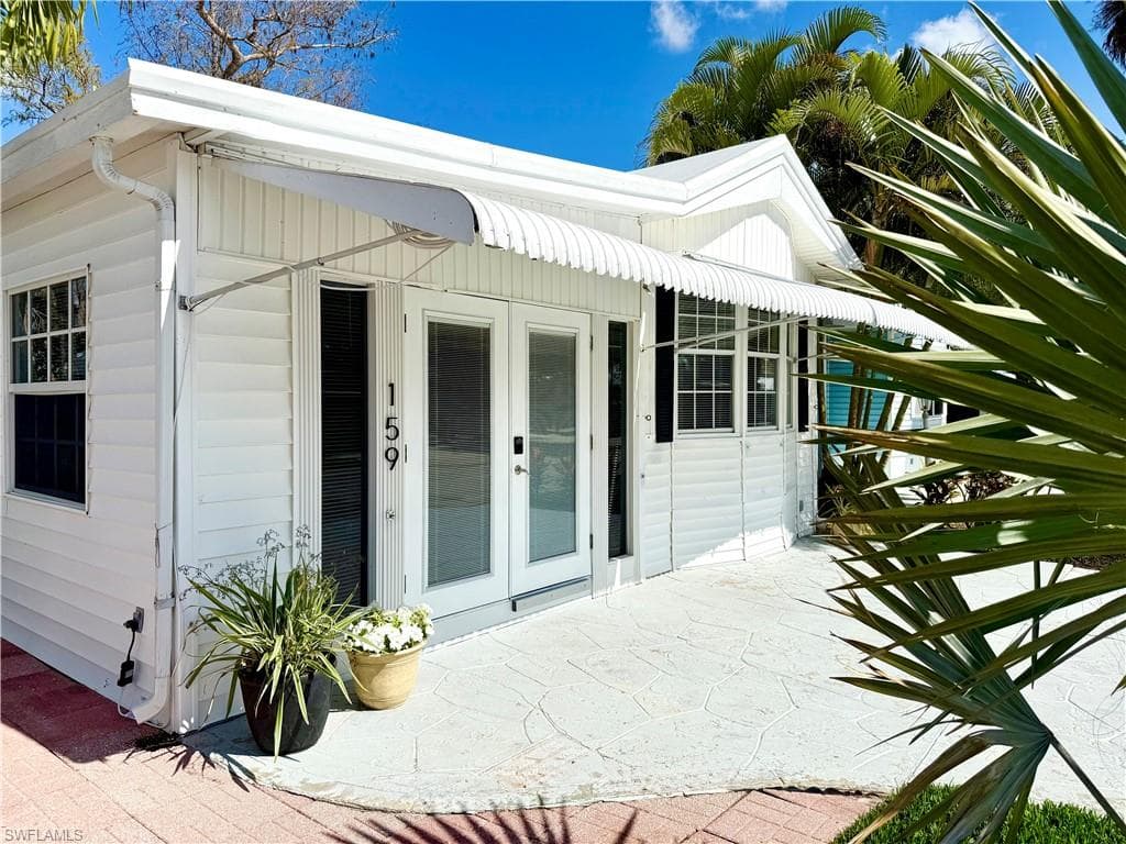 159 Cheetah Dr 159, Naples, FL 34114-9
