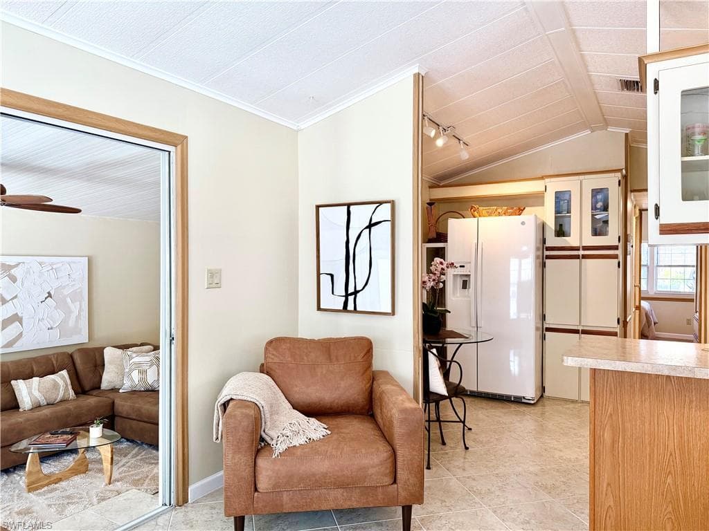 159 Cheetah Dr 159, Naples, FL 34114-19