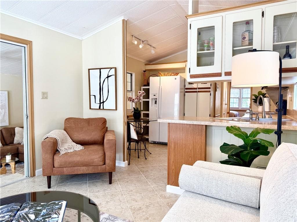159 Cheetah Dr 159, Naples, FL 34114-25