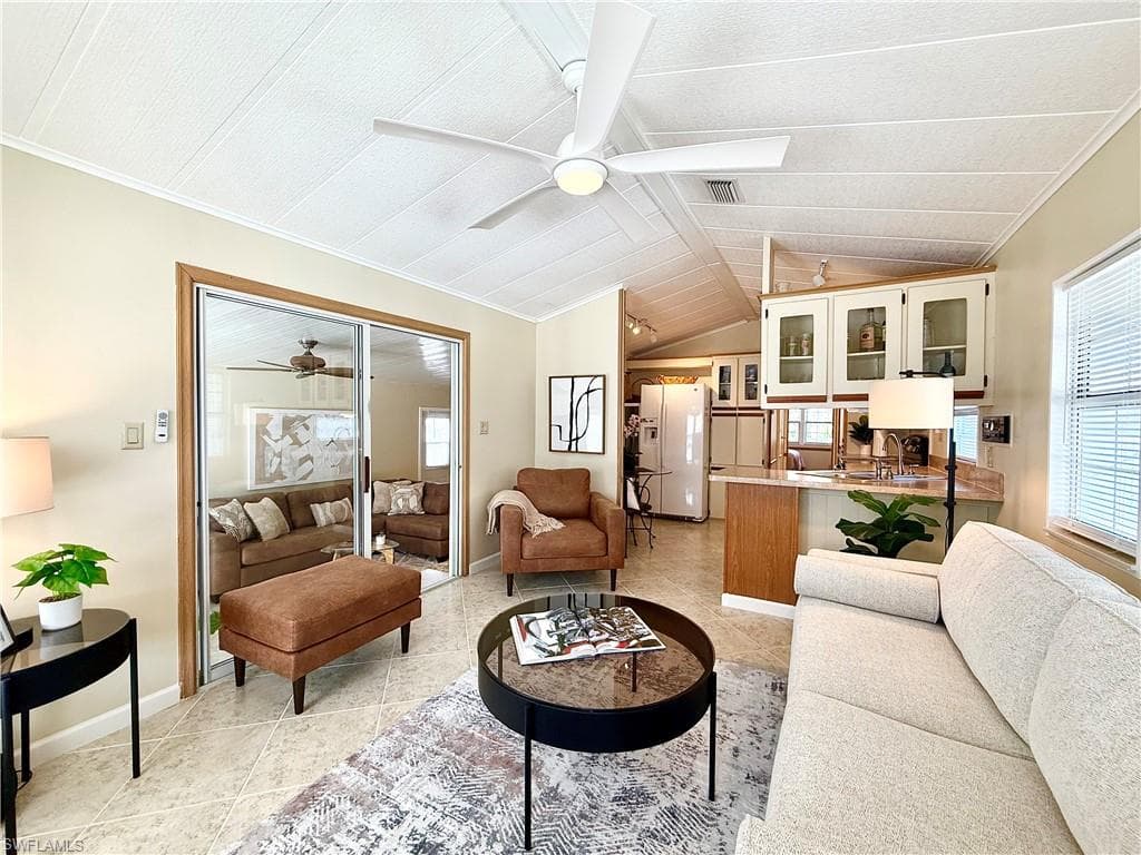 159 Cheetah Dr 159, Naples, FL 34114-26