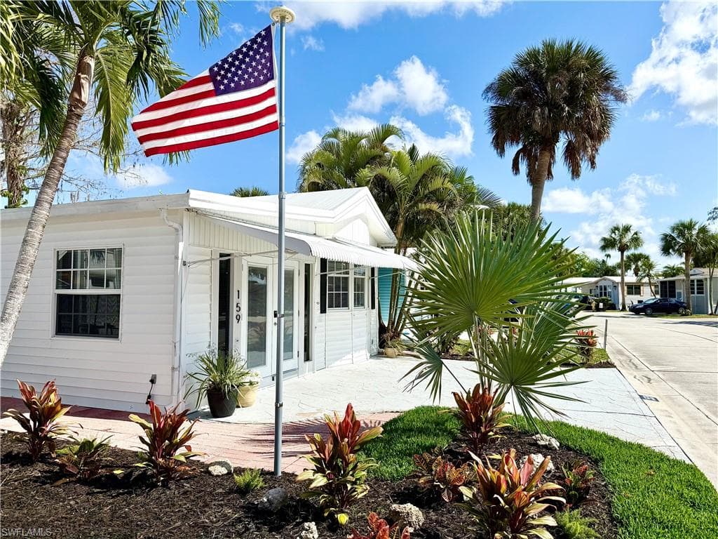 159 Cheetah Dr 159, Naples, FL 34114-1