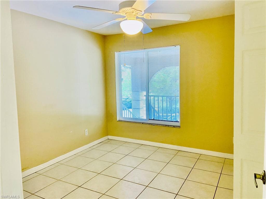 5470 16th Pl SW 108, Naples, FL 34116-9