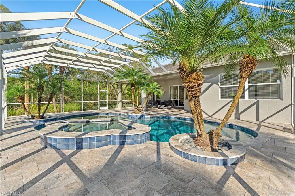 1161 16th St NE, Naples, FL 34120-30