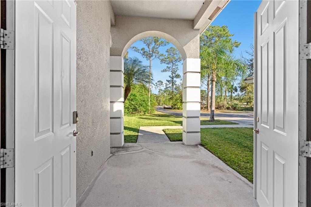 1161 16th St NE, Naples, FL 34120-4