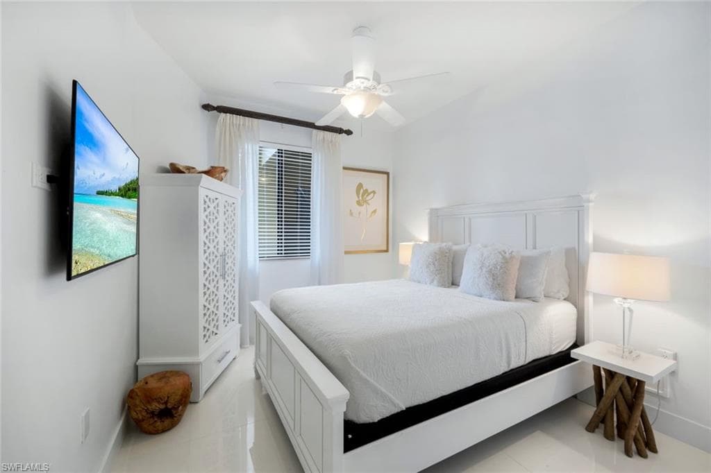 1035 Sandpiper St F103, Naples, FL 34102-20
